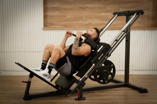 BH Fitness G530 Hack Squat / Leg Press 45º