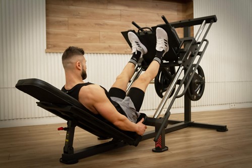 BH Fitness G530 Hack Squat / Leg Press 45º